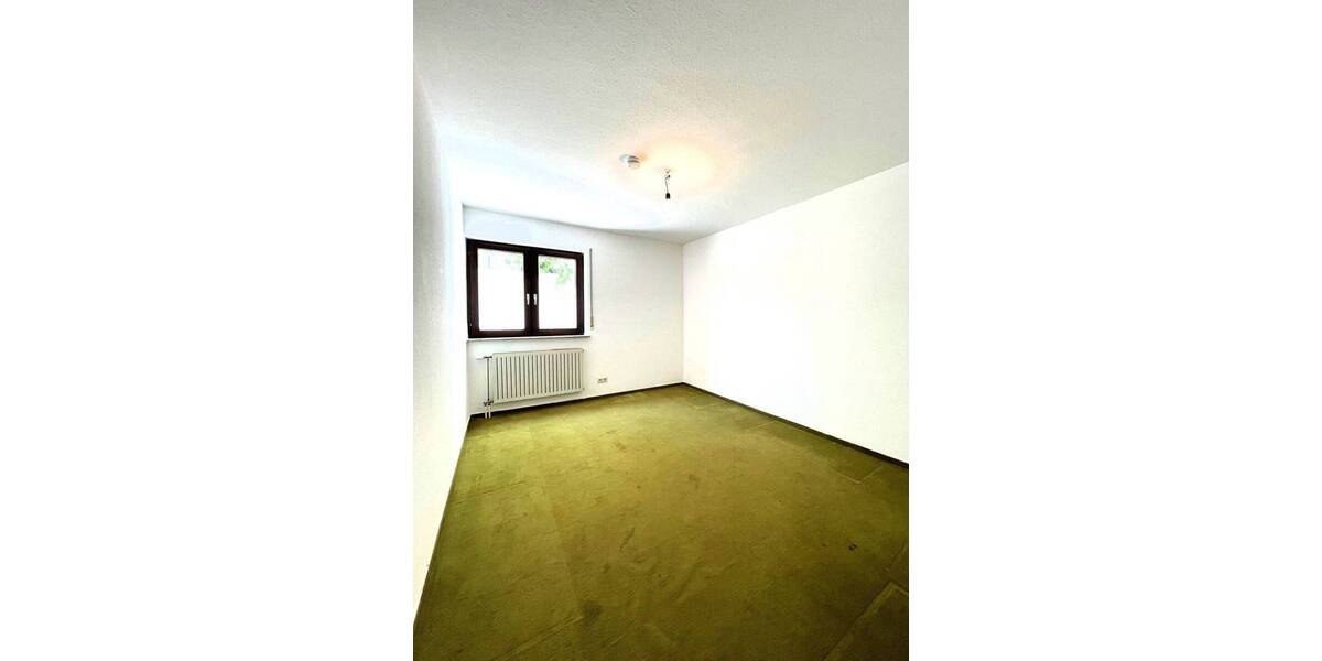 Einfamilienhaus Neuenbürg - 8 Zimmer, 185 m&sup2;, 439.000&euro; | Angebot:25725750