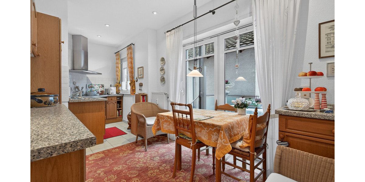 Seltene Gelegenheit: Gepflegtes Zweifamilienhaus mit viel Platz, Ruhe und Entwicklungspotential - Zweifamilienhaus Rastatt / Niederbühl Niederbühl | Angebot:25217381