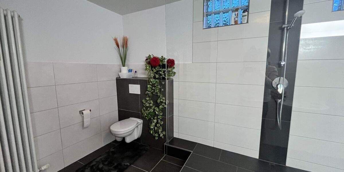 Etagenwohnung Enzklösterle Lappach - 5 Zimmer, 189 m&sup2;, 349.000&euro; | Angebot:25702710