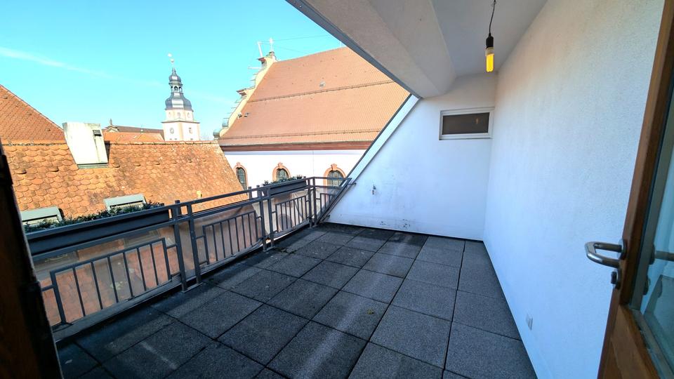 Maisonettenwohnung Ettlingen - 6 Zimmer, 172 m&sup2;, 2.200&euro; | Angebot:24015396