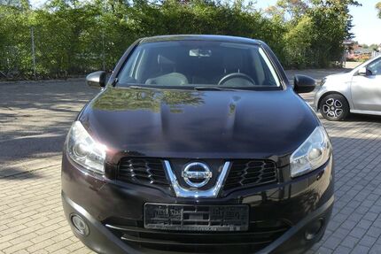Nissan Qashqai 173.512 km 5.999 &euro; Bühl 77815