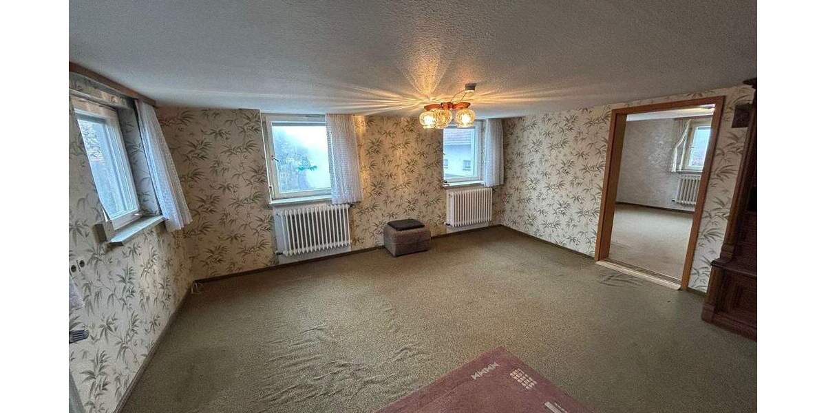 Einfamilienhaus Achern Sasbachried - 7 Zimmer, 173 m&sup2;, 225.000&euro; | Angebot:25703729