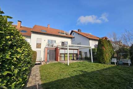 Haus Rheinstetten - 10 Zimmer, 302 m&sup2;, 720.000&euro; | Angebot:24159640