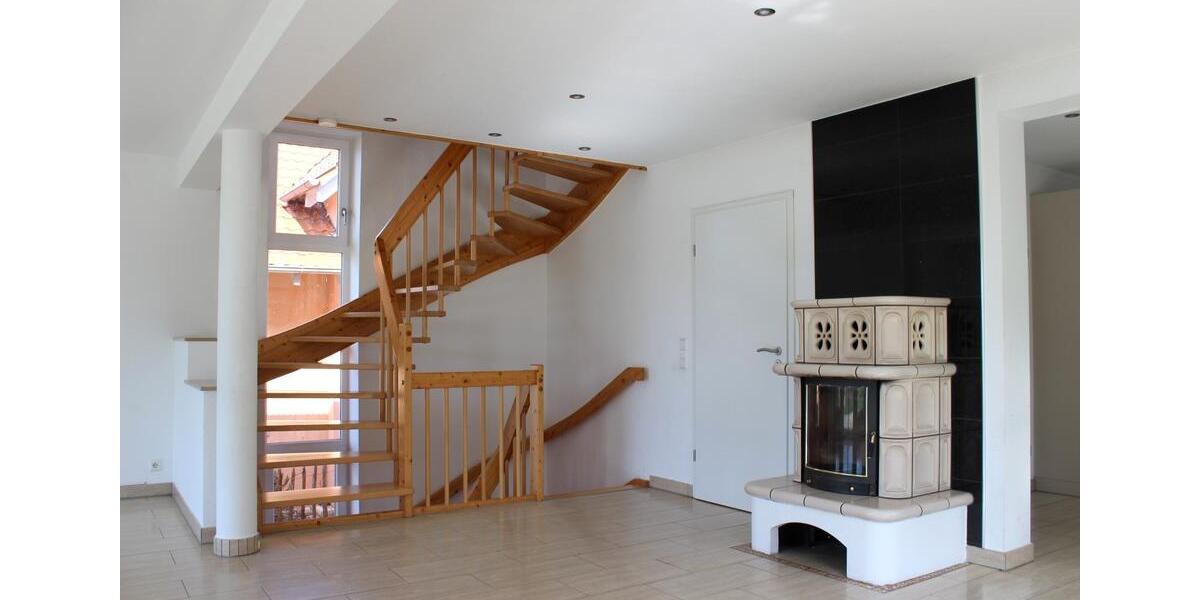 Einfamilienhaus Loffenau - 4 Zimmer, 143 m&sup2;, 579.000&euro; | Angebot:25966424