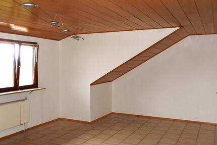 Wohnung Straubenhardt - 1 Zimmer, 39 m&sup2;, 370&euro; | Angebot:26003104