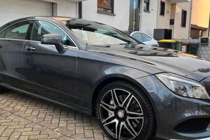 Mercedes-Benz CLS 500 156.000 km 28.750 &euro; Gaggenau 76571