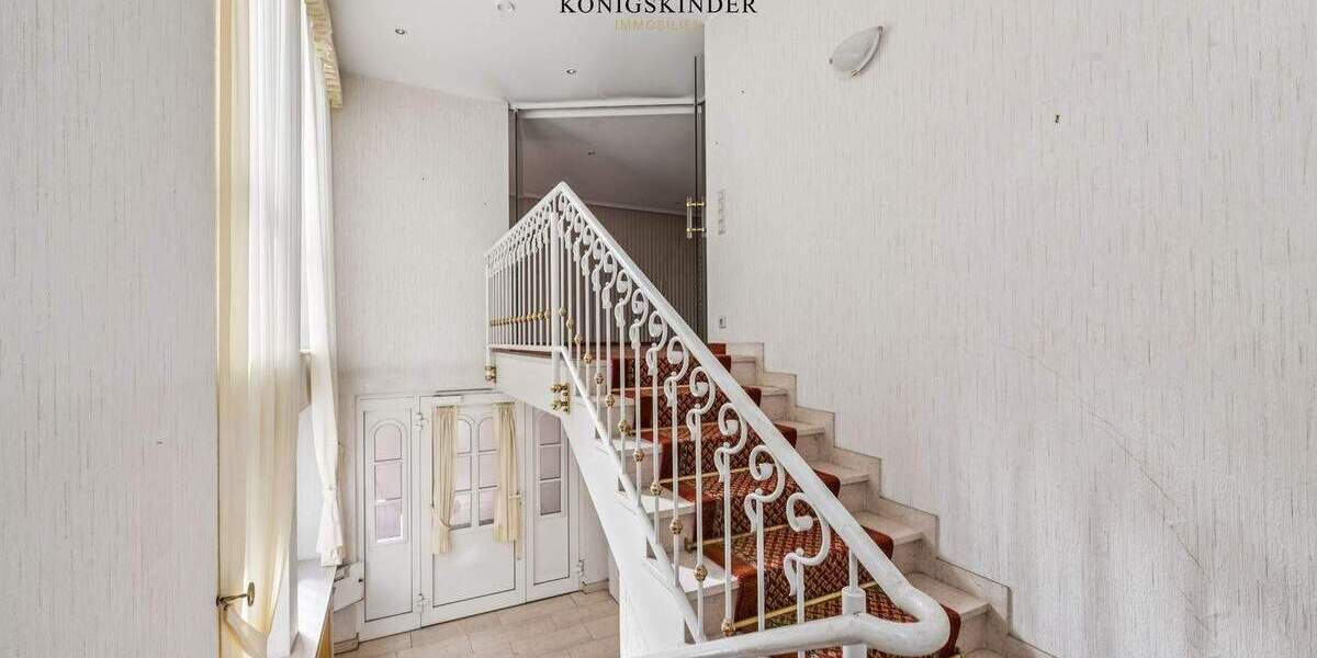 Einfamilienhaus Baden-Baden Innenstadt - 5 Zimmer, 228 m&sup2;, 675.000&euro; | Angebot:25676071