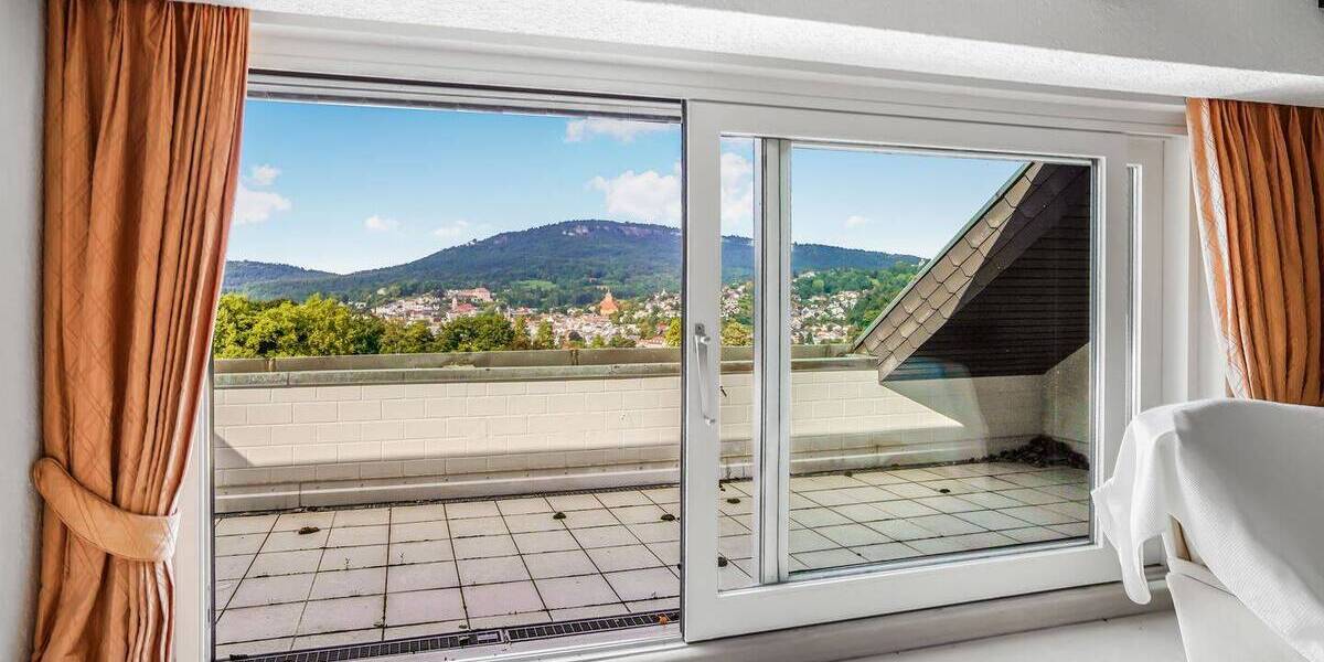 Etagenwohnung Baden-Baden Innenstadt - 4 Zimmer, 156 m&sup2;, 725.000&euro; | Angebot:25666701
