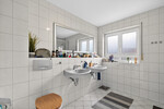 Bezugsfrei: Moderne Wohnung mit Balkon, Einbauküche und Tiefgaragenstellplatz - Etagenwohnung Muggensturm | Angebot:26675705