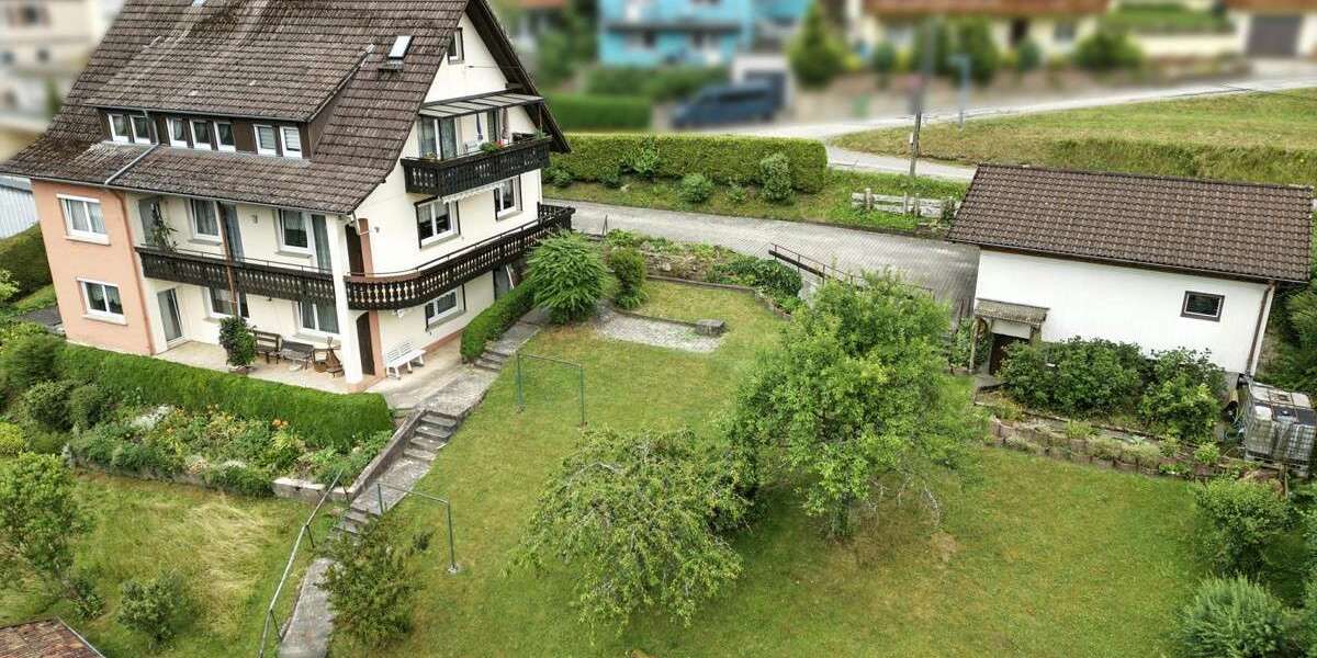 Einfamilienhaus Enzklösterle - 10 Zimmer, 260 m&sup2;, 449.000&euro; | Angebot:24091588