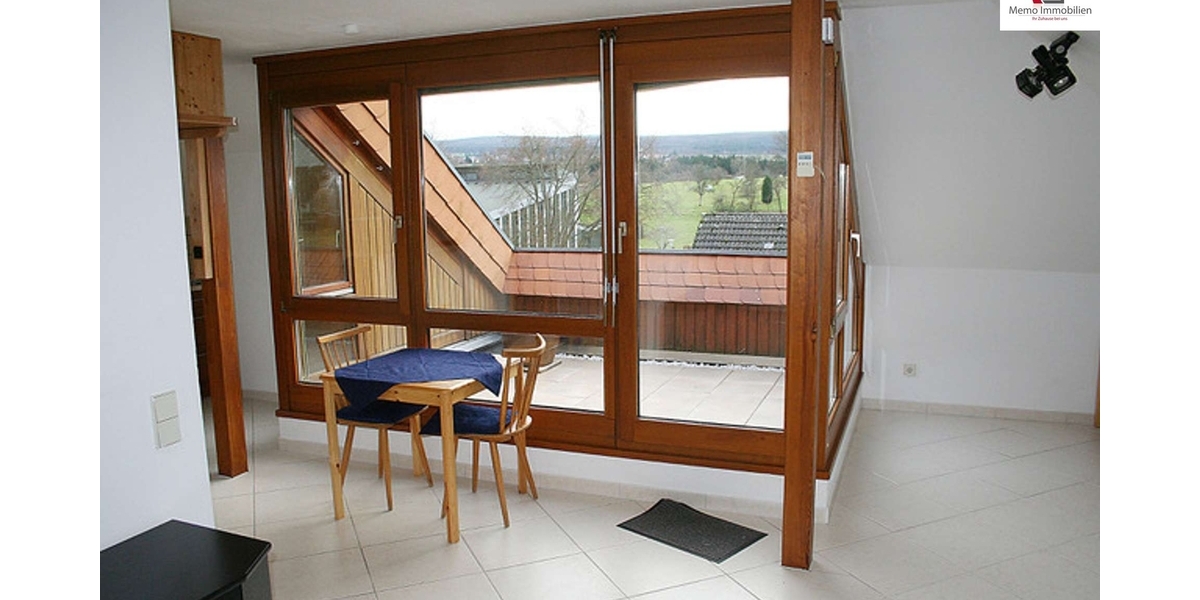 °°° MODERNE DACHGESCHOSSWOHNUNG MIT TERRASSE, TGL-BAD, EINBAUKÜCHE UND TIEFGARAGE °°° - Dachgeschoßwohnung Karlsbad | Angebot:22191116