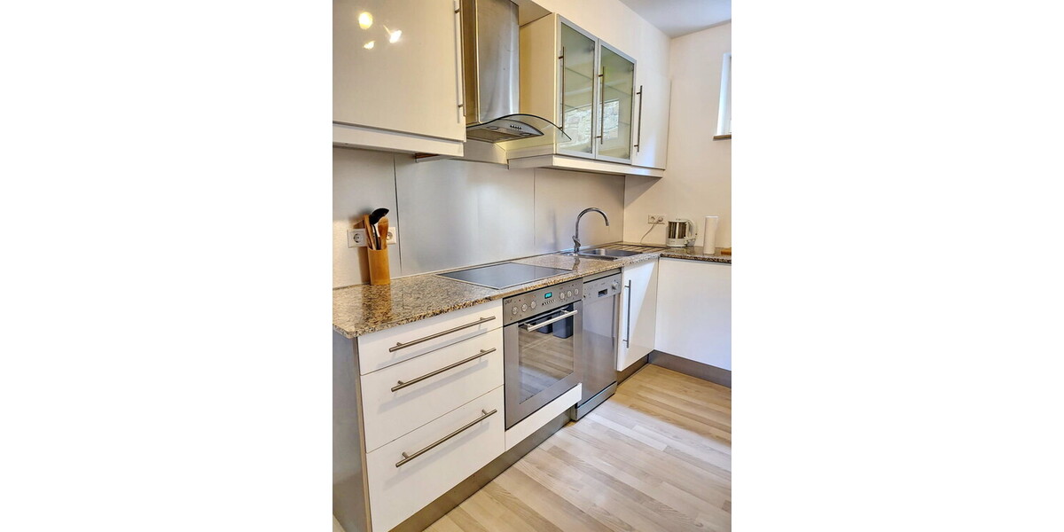 Schöne 4-Zimmer Wohnung mit sonnigem Balkon in Zentrumslage - 4- Baden-Baden Baden | Angebot:19891354