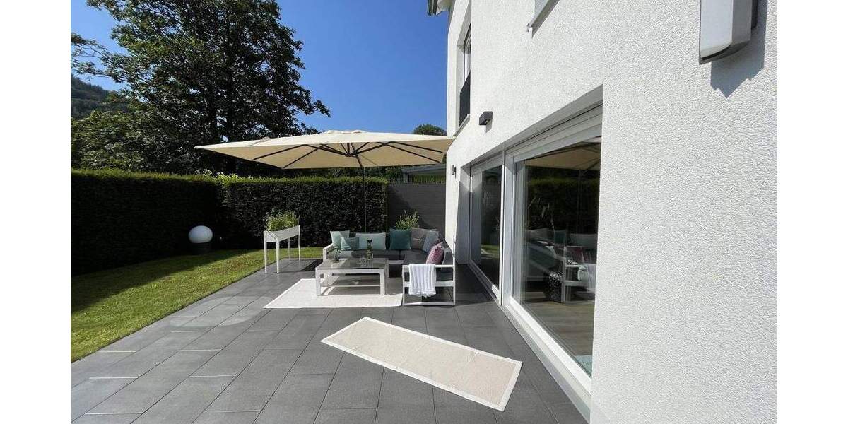 Doppelhaushälfte Baden-Baden Ebersteinburg - 8 Zimmer, 231 m&sup2;, 898.000&euro; | Angebot:25704943