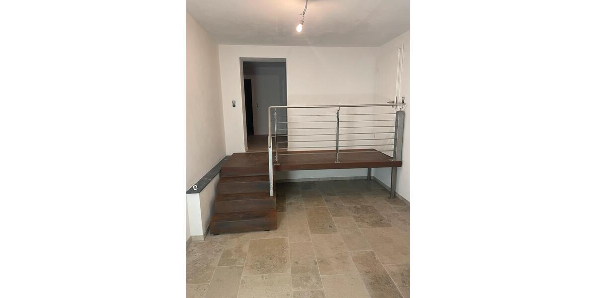 Erdgeschoßwohnung Muggensturm - 3 Zimmer, 80 m&sup2;, 1.050&euro; | Angebot:25175359