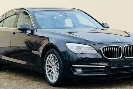 BMW 750 222.000 km 13.998 &euro; Au am Rhein 76474