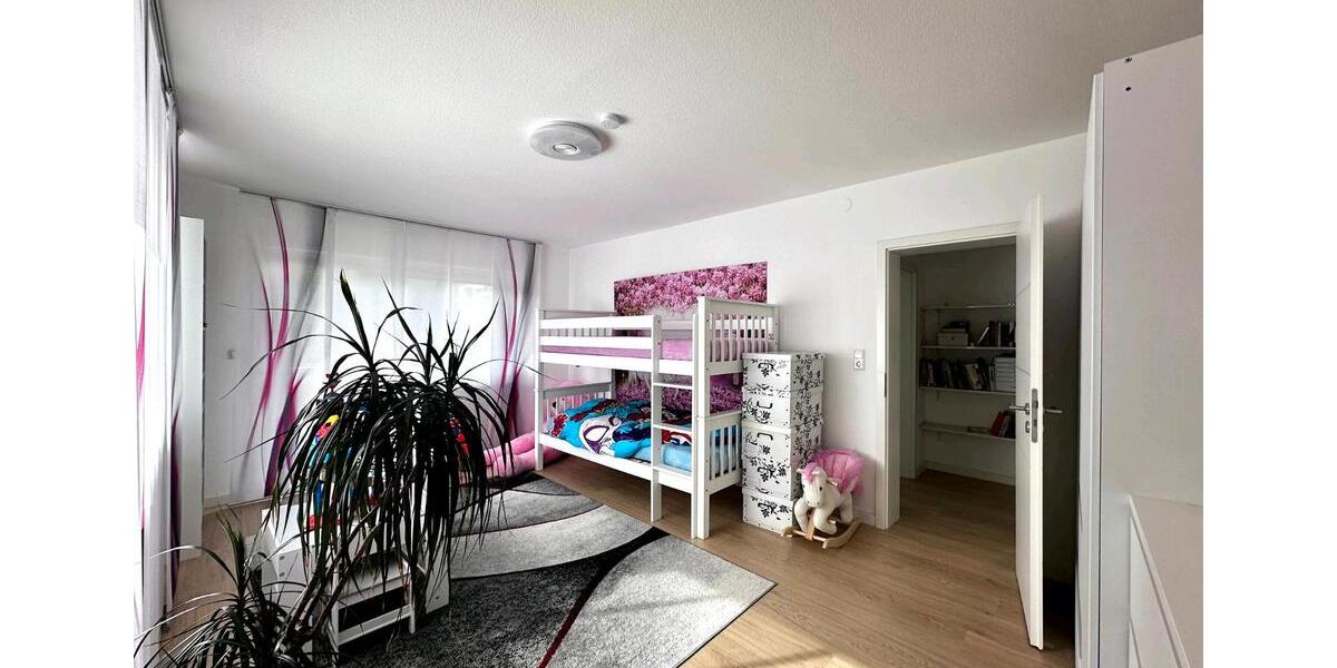 Doppelhaushälfte Oberkirch - 7 Zimmer, 173 m&sup2;, 1.900&euro; | Angebot:26561303