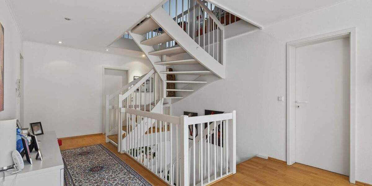 Einfamilienhaus Baden-Baden Ebersteinburg - 7 Zimmer, 228 m&sup2;, 1.195.000&euro; | Angebot:25680967