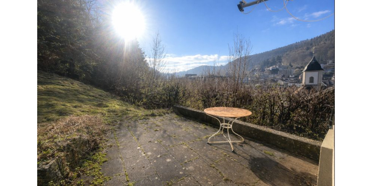 Mehrfamilienhaus, Wohnhaus Bad Wildbad - 7 Zimmer, 160 m&sup2;, 299.000&euro; | Angebot:24698220