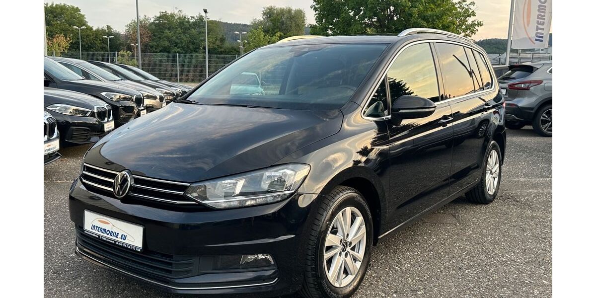VW Touran 193.333 km 15.470 &euro; Gernsbach 76593