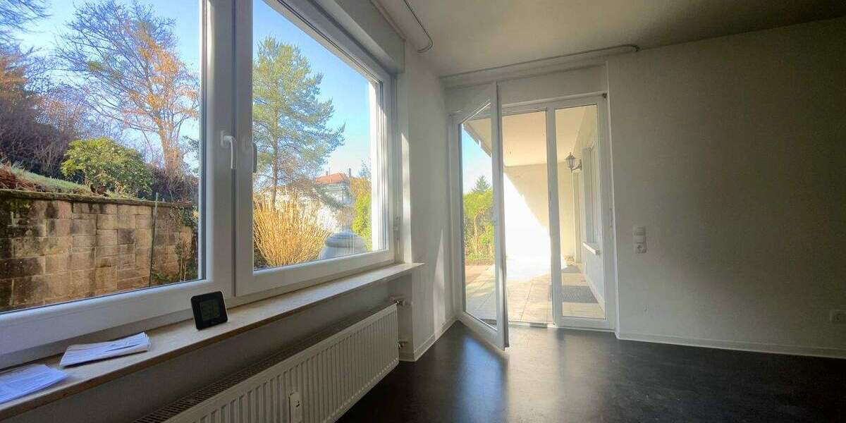 Etagenwohnung Baden-Baden Innenstadt - 3 Zimmer, 76 m&sup2;, 265.000&euro; | Angebot:25677039