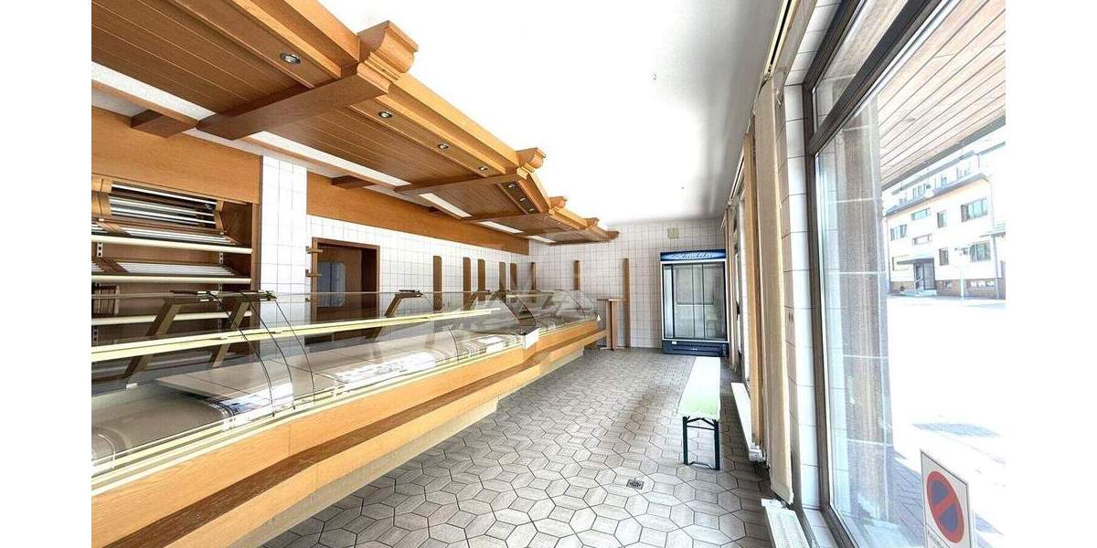 Mehrfamilienhaus, Wohnhaus Dobel - 1 Zimmer, 288 m&sup2;, 550.000&euro; | Angebot:25691738