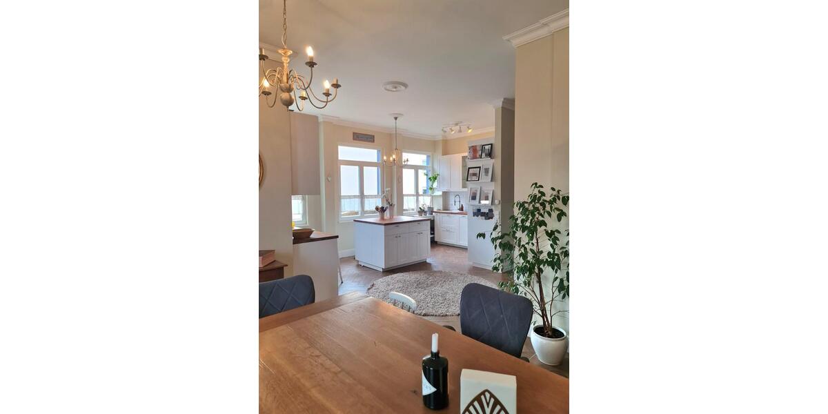 Etagenwohnung Bad Wildbad - 5 Zimmer, 165 m&sup2;, 1.480&euro; | Angebot:25402506