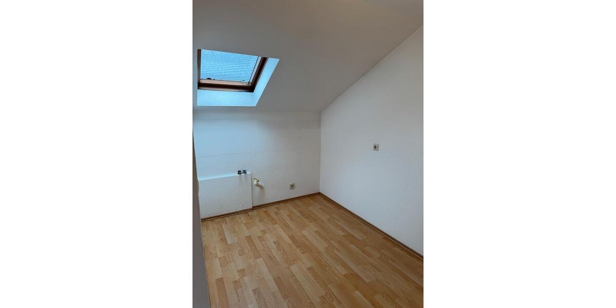 Dachgeschoßwohnung Bühl - 2.5 Zimmer, 50 m&sup2;, 700&euro; | Angebot:24963483