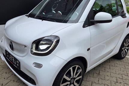 Smart ForTwo 82.533 km 11.500 &euro; Baden-Baden 76532