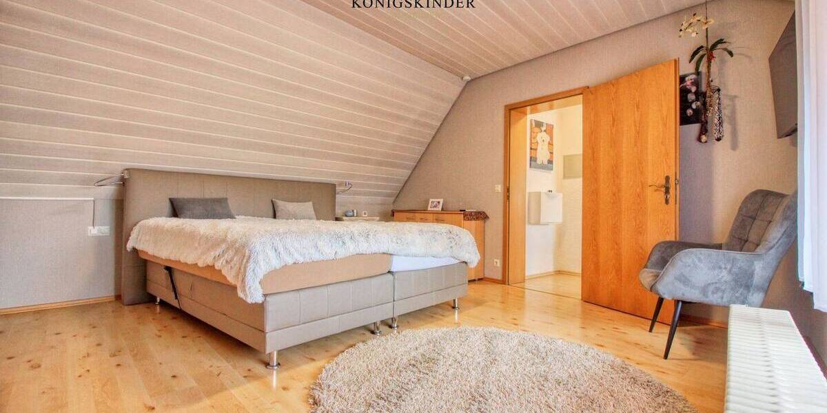 Mehrfamilienhaus, Wohnhaus Steinmauern - 6 Zimmer, 185 m&sup2;, 595.000&euro; | Angebot:25677658