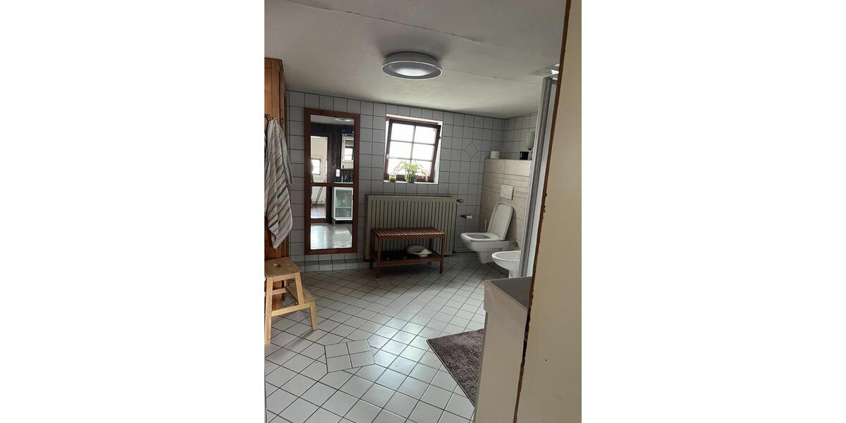 Mehrfamilienhaus, Wohnhaus Rheinstetten - 9 Zimmer, 200 m&sup2;, 400.000&euro; | Angebot:25858424