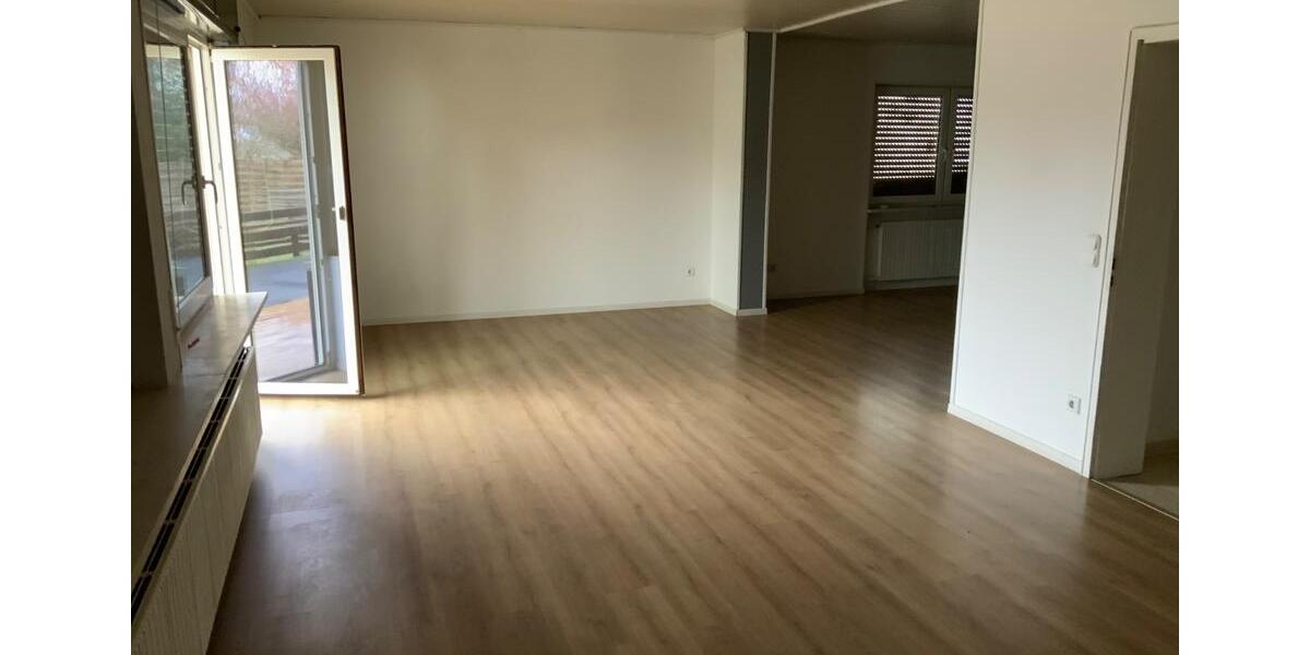 Einfamilienhaus Hagenbach - 7 Zimmer, 180 m&sup2;, 465.000&euro; | Angebot:25406968