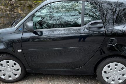 Smart ForTwo 11.000 km 13.000 &euro; Gaggenau 76571