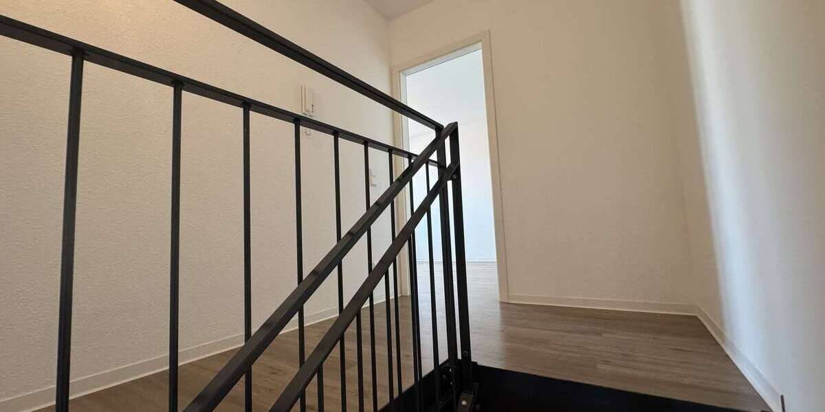 Investieren im Silberstreifen: Wohn-Gewerbeimmobilie mit Garten, Garage & Flexibilitä - Gewerbeobjekt Rheinstetten | Angebot:20367430