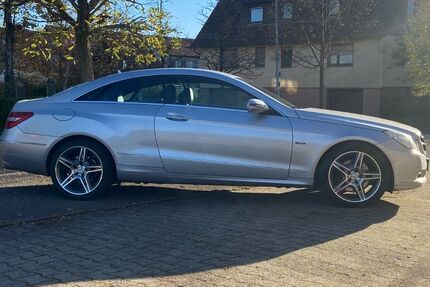 Mercedes-Benz E 350 288.000 km 8.200 &euro; Simmersfeld 72226