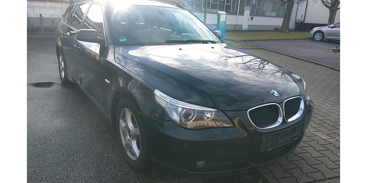 BMW 520 231.530 km 4.900 &euro; Baden-Baden 76530