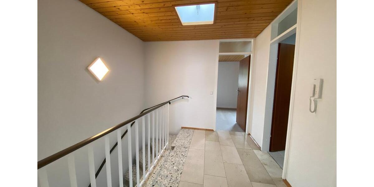 Reihenhaus Gernsbach - 4 Zimmer, 113 m&sup2;, 1.200&euro; | Angebot:26616550