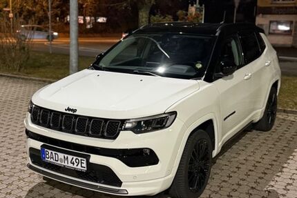 Jeep Compass 85.500 km 21.650 &euro; Baden-Baden 76534