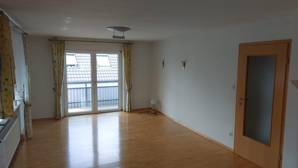 Etagenwohnung Hügelsheim - 3 Zimmer, 76 m&sup2;, 800&euro; | Angebot:25641343