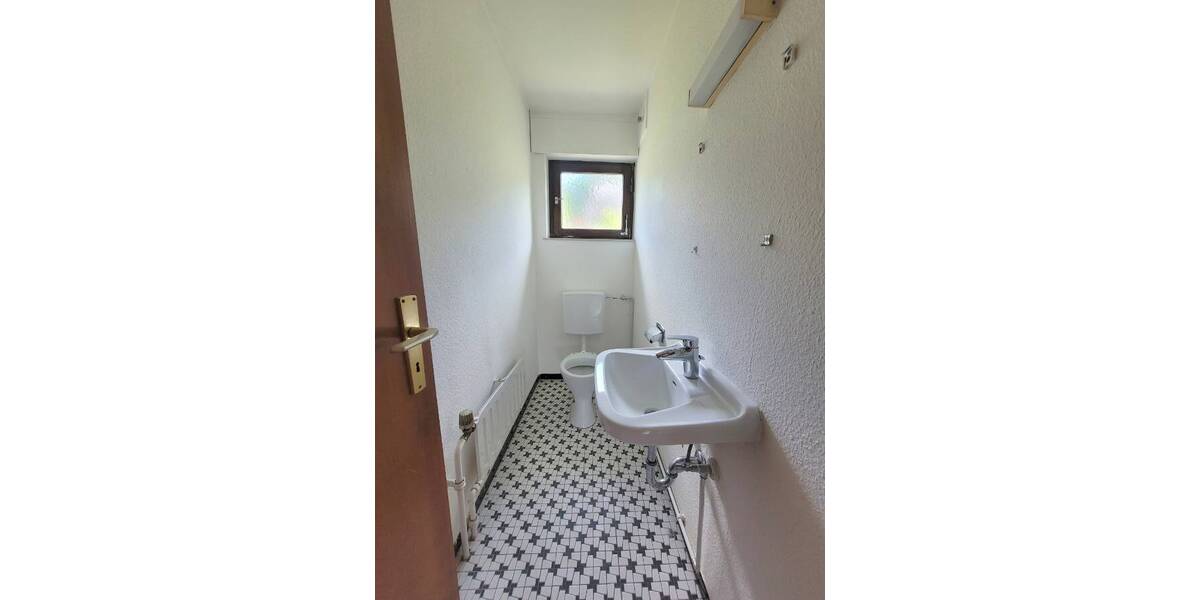 Mehrfamilienhaus, Wohnhaus Baden Baden Balg - 7 Zimmer, 185 m&sup2;, 479.000&euro; | Angebot:26683549