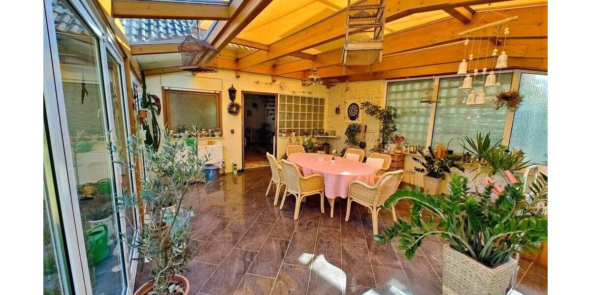 Doppelhaushälfte Neuenbürg - 7 Zimmer, 184 m&sup2;, 499.000&euro; | Angebot:25665809