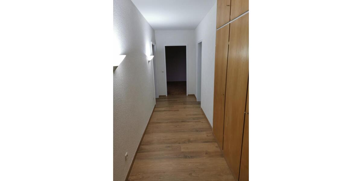 Etagenwohnung Bad Herrenalb - 3 Zimmer, 85 m&sup2;, 250.000&euro; | Angebot:25255855