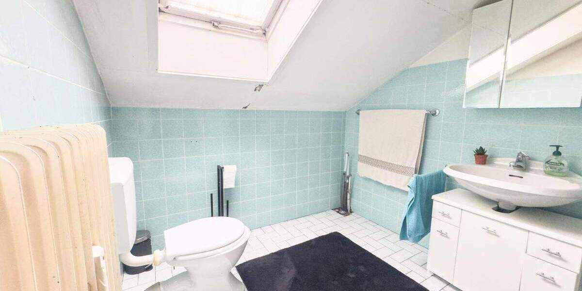 Mehrfamilienhaus, Wohnhaus Dobel - 1 Zimmer, 290 m&sup2;, 569.000&euro; | Angebot:25718554