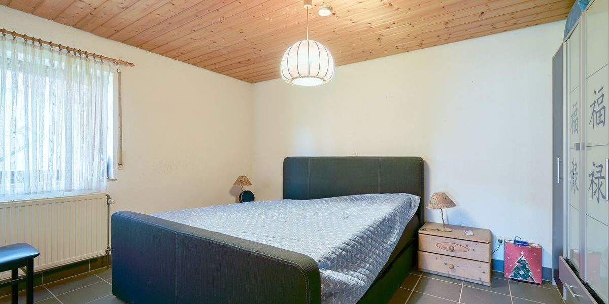 Einfamilienhaus Marxzell / Pfaffenrot Pfaffenrot - 9 Zimmer, 231 m&sup2;, 499.000&euro; | Angebot:25845110