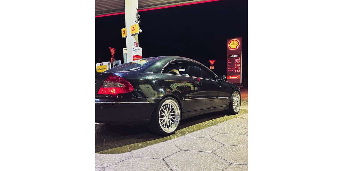 Mercedes-Benz CLK 189.000 km 7.999 &euro; Rastatt 76437