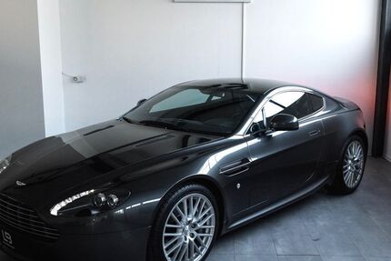 Aston Martin V8 Vantage 63.000 km 62.900 &euro; Rastatt 76437