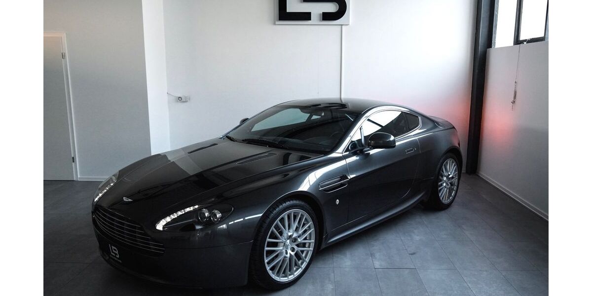Aston Martin V8 Vantage 63.000 km 62.900 &euro; Rastatt 76437