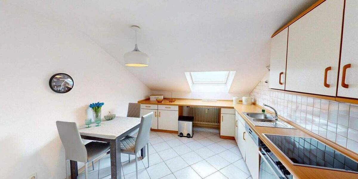 Etagenwohnung Seebach - 2 Zimmer, 69 m&sup2;, 147.000&euro; | Angebot:25660479