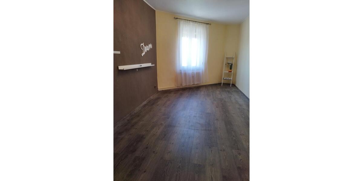 Etagenwohnung Iffezheim - 2 Zimmer, 72 m&sup2;, 164.000&euro; | Angebot:25084302