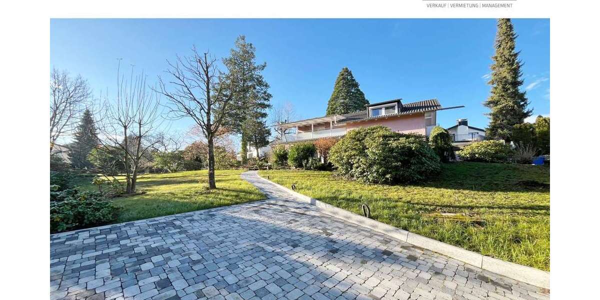 Einfamilienhaus Baden-Baden Baden - 4 Zimmer, 179 m&sup2;, 2.600&euro; | Angebot:24457610