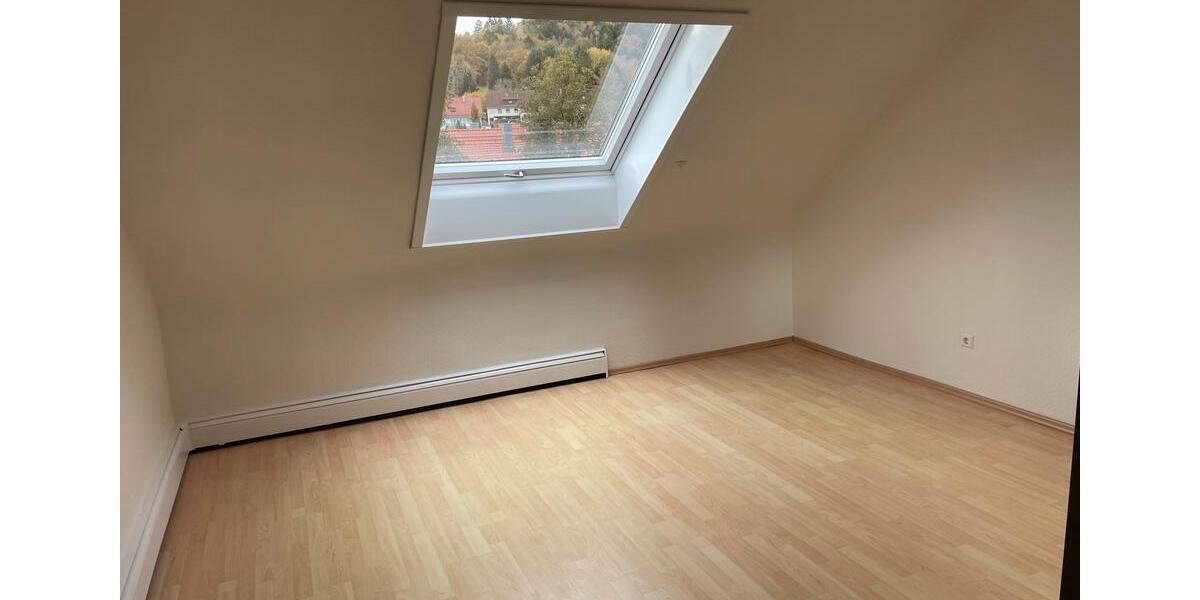 Dachgeschoßwohnung Gernsbach - 2 Zimmer, 54 m&sup2;, 600&euro; | Angebot:26654939